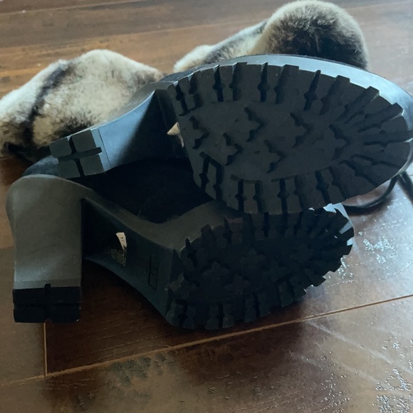 Real fur suede boots - Picture 3 of 3